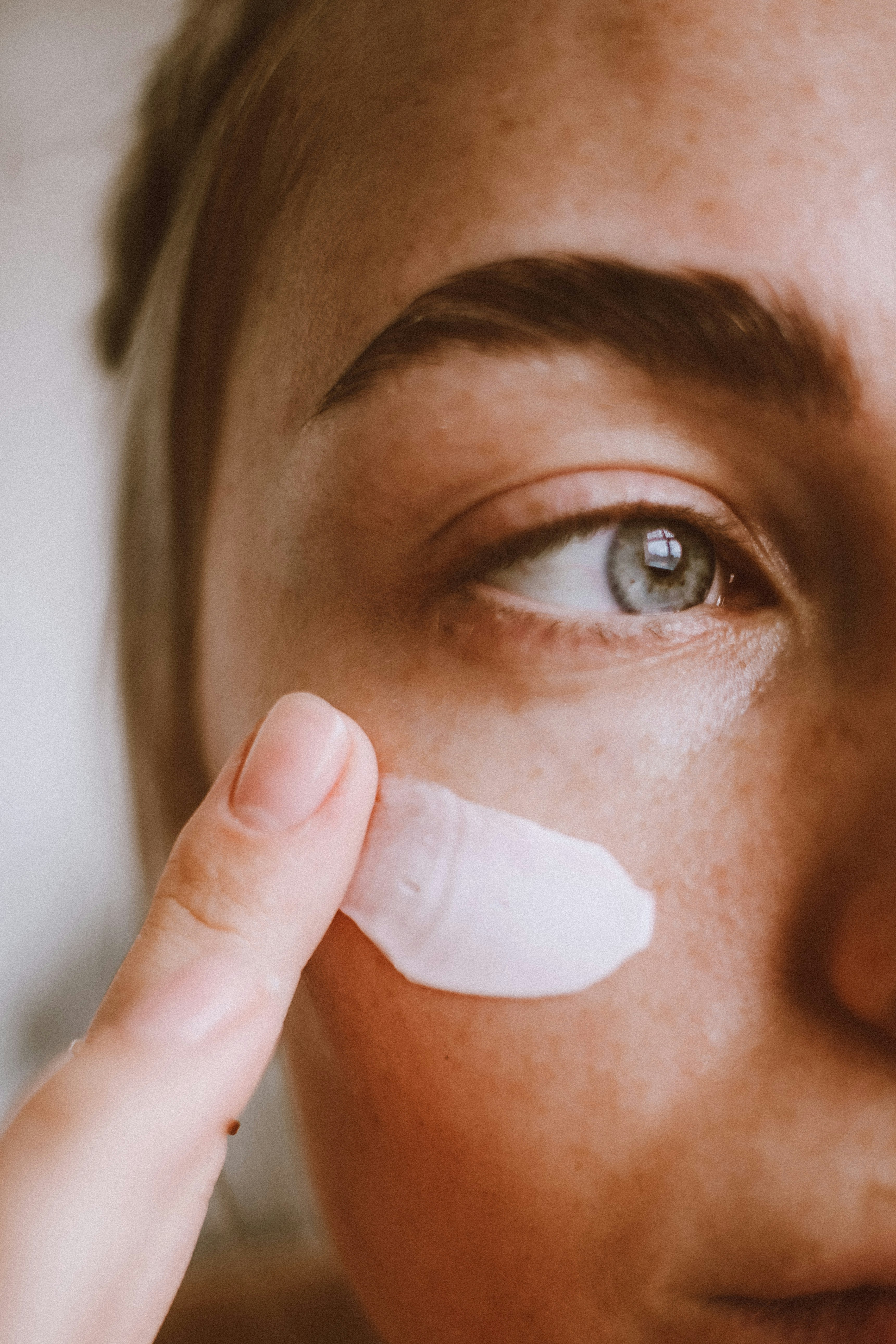 Applying sunscreen before a long day on the trail